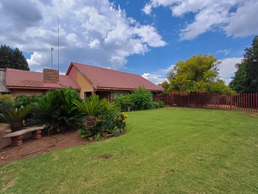 3 Bedroom Property for Sale in Meiringspark North West